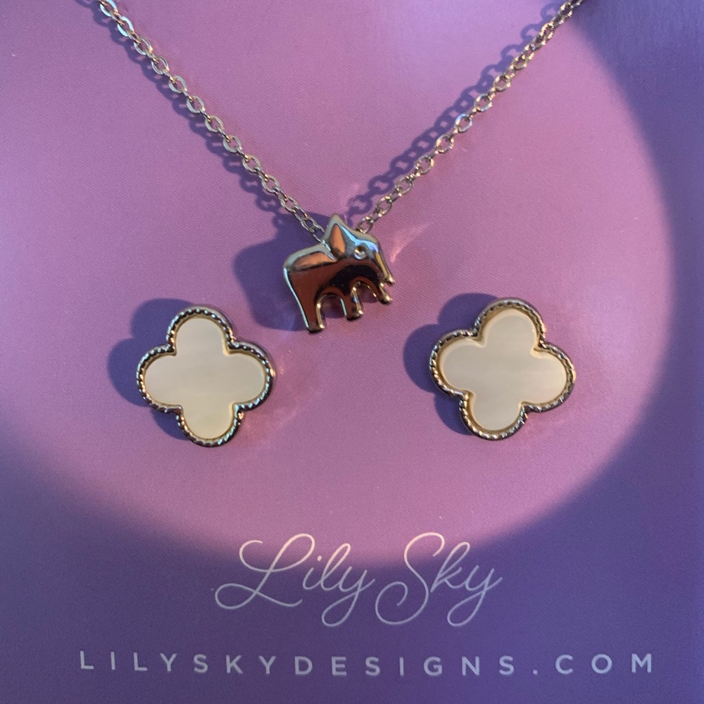 Lily Sky  Karma Necklace & Earring Set